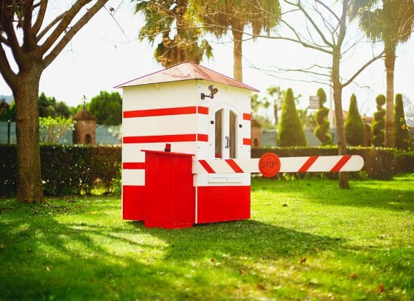 MANDU Bariyerli Ahşap Güvenlik Kulübesi (Bekçi Kulübesi)