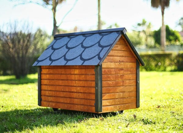 MANDU Ahşap Köpek Kulübesi