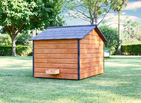 MANDU Isı Yalıtımlı 2 Bölmeli Köpek Kulübesi